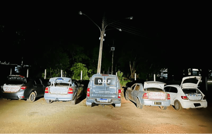 Três homens são presos após serem flagrados com carro roubado e carga de contrabando em Maracaju