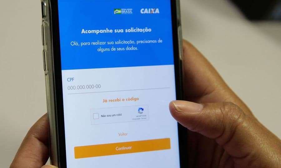Estelionatário invade conta bancária de homem de 58 anos e furta R$ 5,2 mil reais