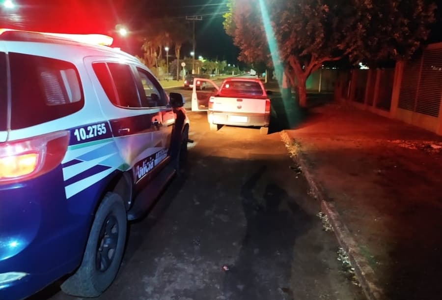Com CNH suspensa, motorista é flagrado dirigindo embriagado no centro de Sidrolândia