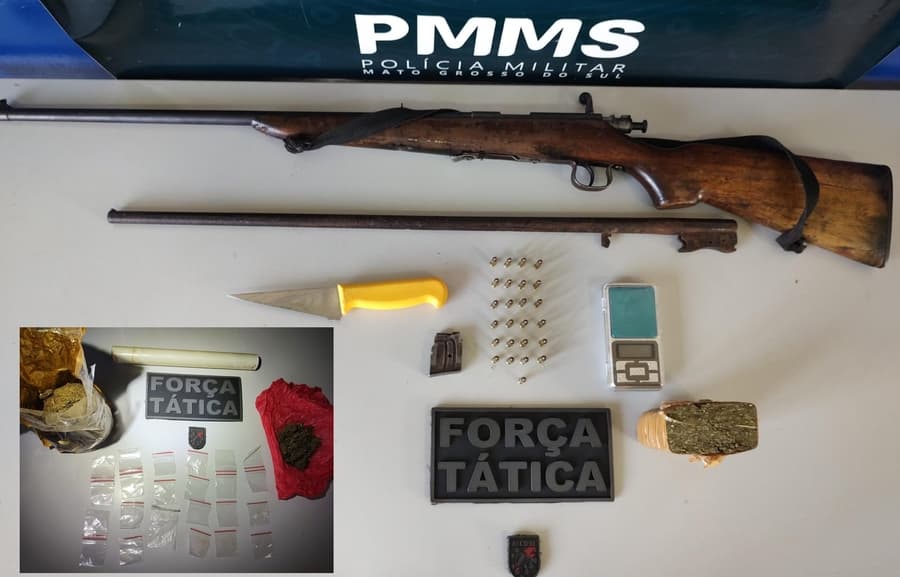 Dois traficantes são presos com arma e porções de maconha em Sidrolândia