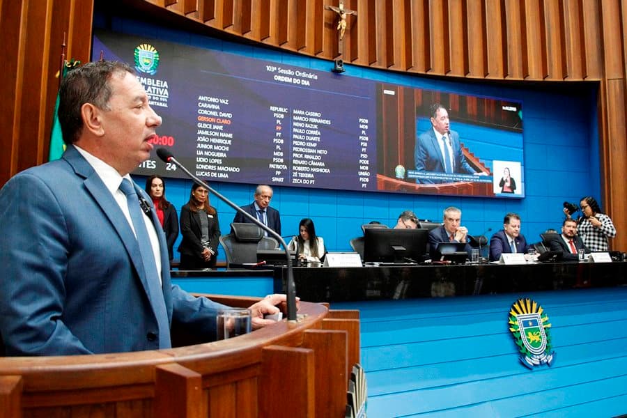 "Meu sentimento é de responsabilidade e compromisso renovado”, diz Gerson Claro ao ser reeleito presidente da ALEMS