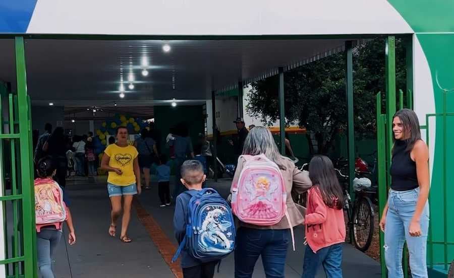 Em Sidrolândia, pais de alunos da rede municipal receberão cartão para adquirir material escolar