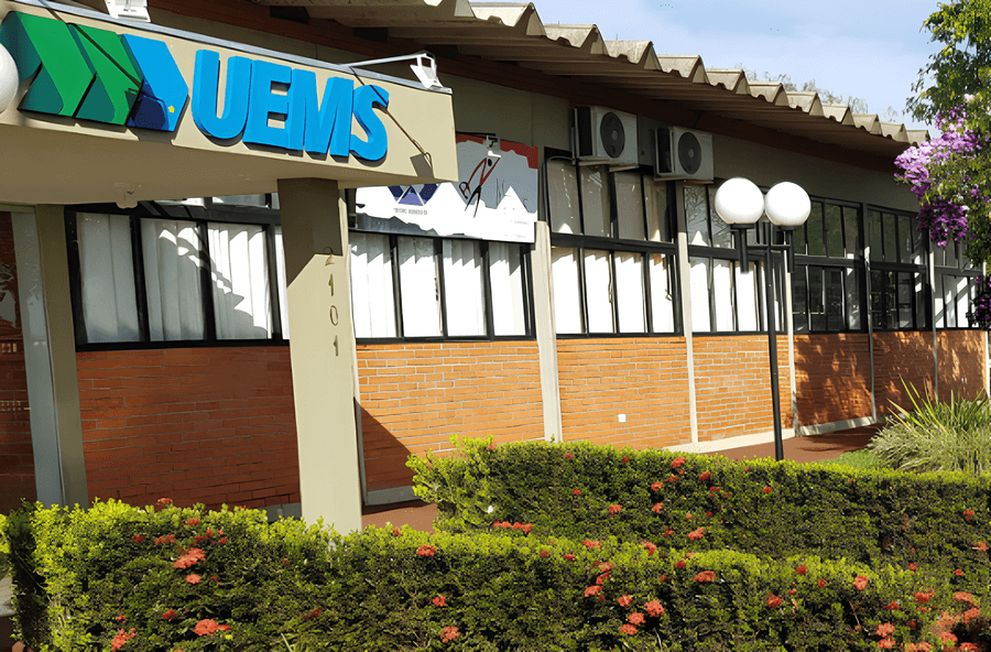Com salários de até R$ 10 mil, UEMS abre inscrições de processo seletivo de professores temporários
