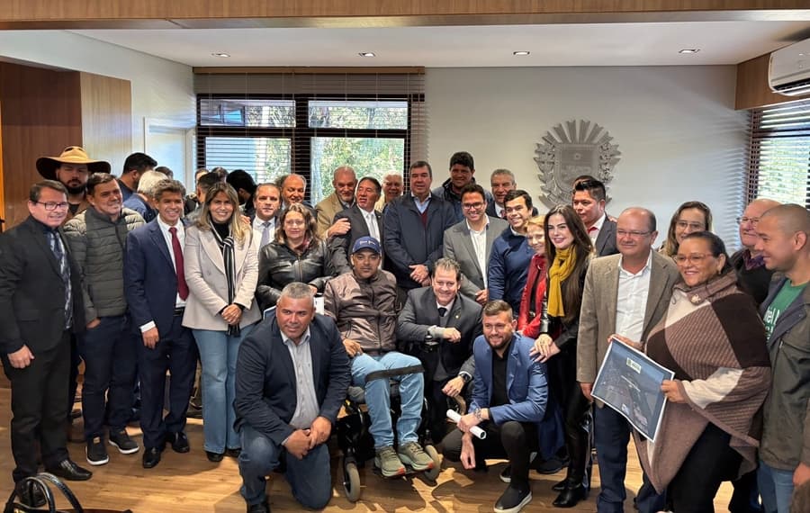 Prefeito assegura grandes investimentos para Sidrolândia durante reunião com governador