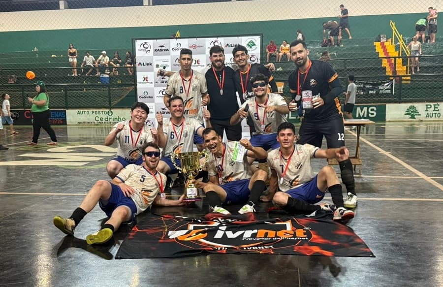 IVRNET é campeã da 1ª Copa Comércio de Futsal de Sidrolândia