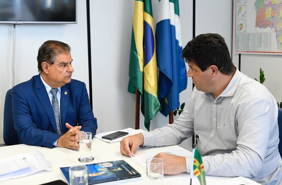 Em agenda com senador Nelsinho Trad, prefeito garante emenda de R$ 990 mil para pavimentação em Sidrolândia