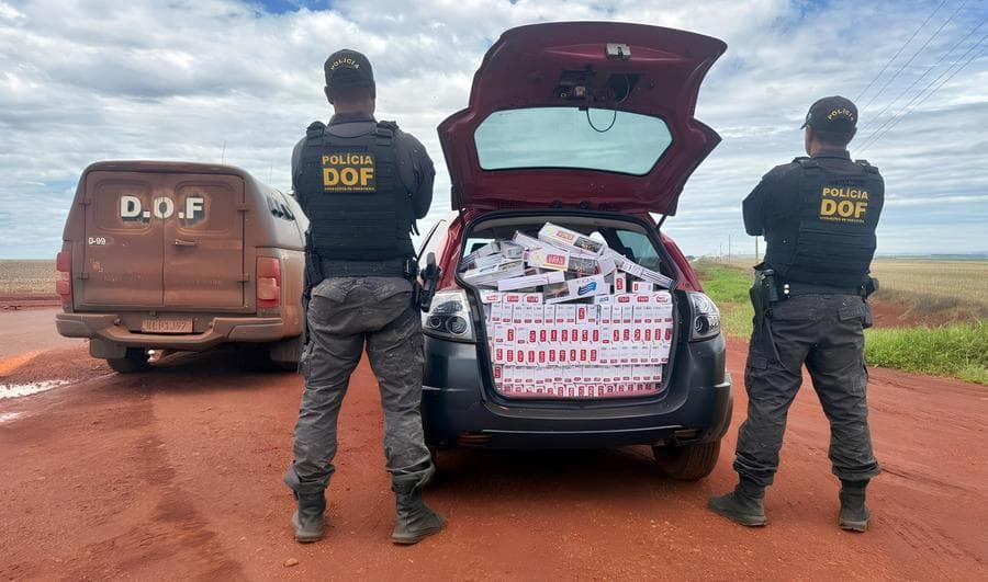 Jovem de 23 anos colide carro carregado com cigarro de contrabando e acaba preso em Maracaju