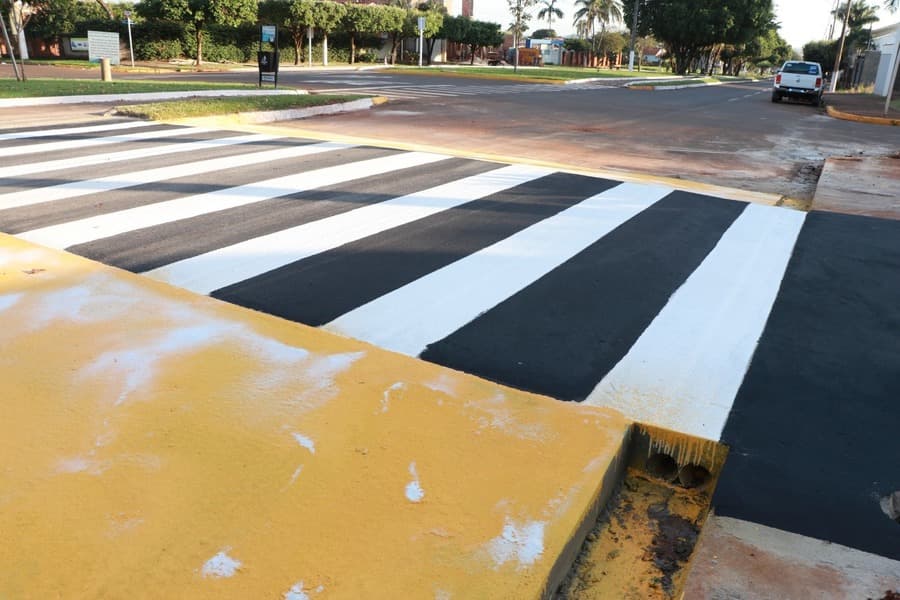 Prefeitura emite Nota Oficial de Esclarecimento a respeito de custo de implantação de faixas elevadas