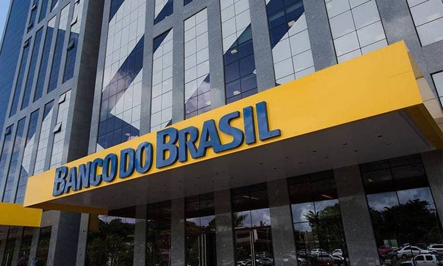 Servidores estaduais já podem sacar antecipação da metade do 13° salário