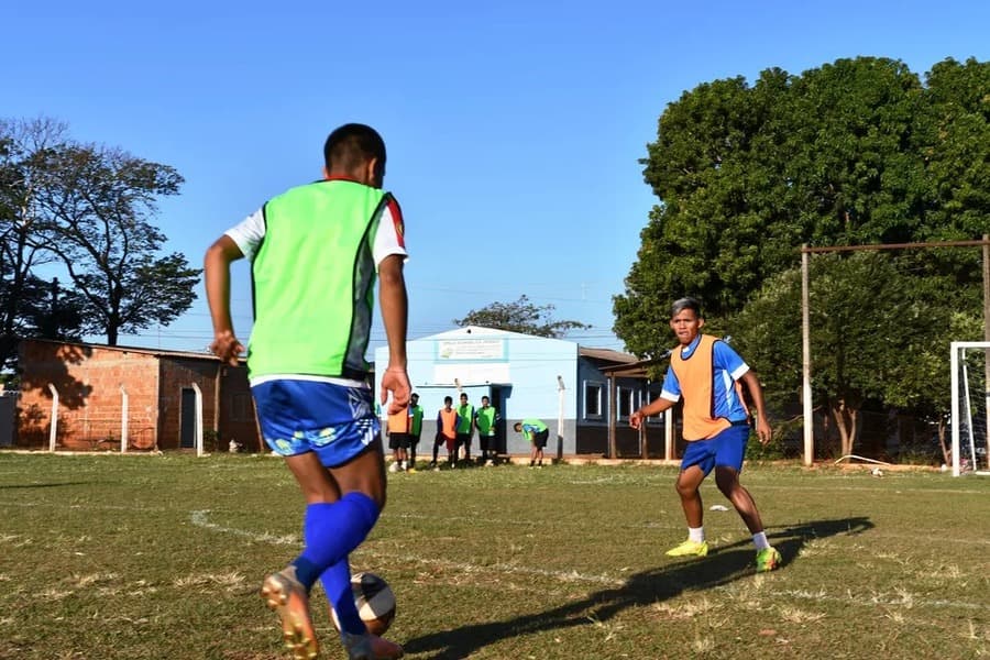 Sidrolândia participa do primeiro torneio de jovens indígenas na Capital