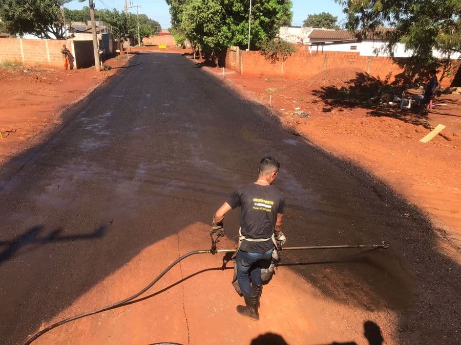 Segundo lote de asfalto no Jardim Paraíso entra na etapa de imprimação