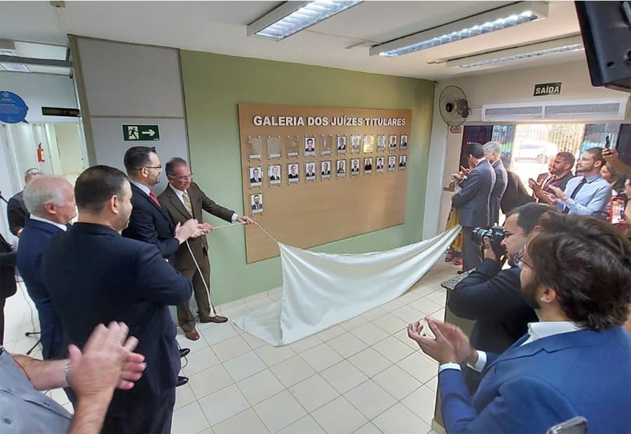 TJ entrega Galeria de Juízes em Maracaju e Rio Brilhante e servidores são homenageados