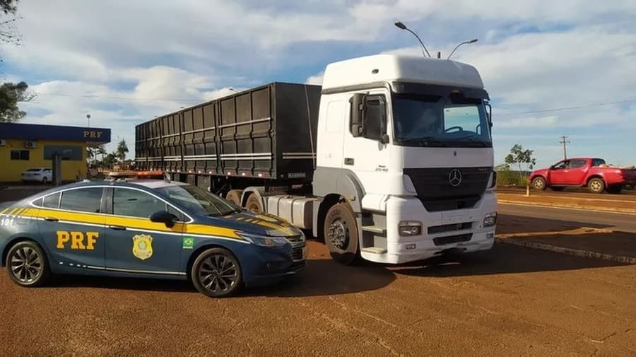 Após roubar caminhão, homem de 43 anos é preso a caminho de Maracaju