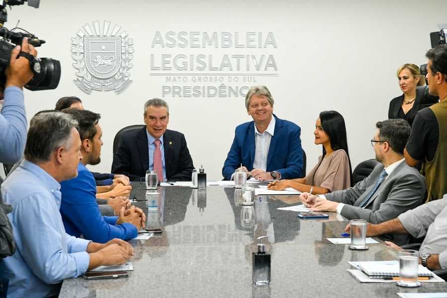 Governo do Estado entrega projeto de lei para expandir ferrovias em MS