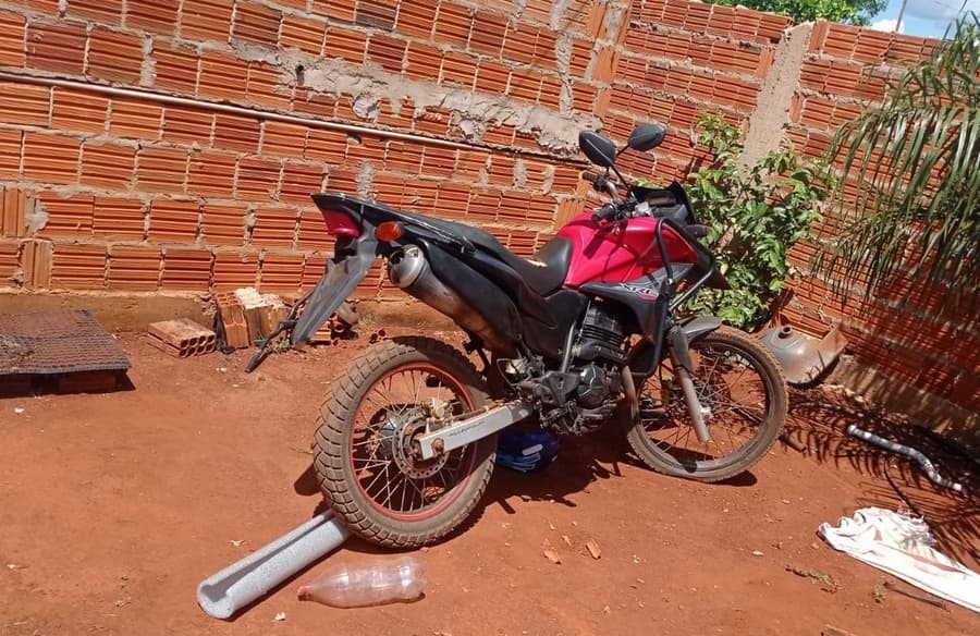 Em menos de 12h, Polícia Civil com o apoio da PM recupera moto furtada e prende autor