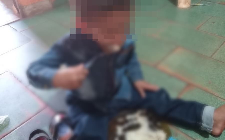 Vaquinha arrecada recursos para ajudar mulher com 4 filhos e avô doente