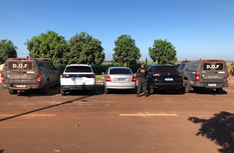 Durante fiscalização, DOF recupera dois veículos roubados em Maracaju