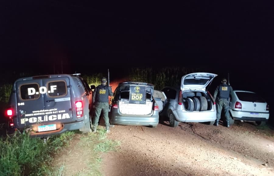 Três veículos carregados com pneus e cigarros contrabandeados são apreendidos pelo DOF