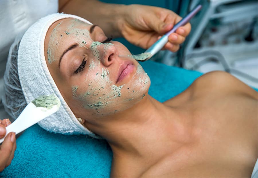 Quinta-feira é dia de limpeza de pele na Spazen com a esteticista Flávia Diniz