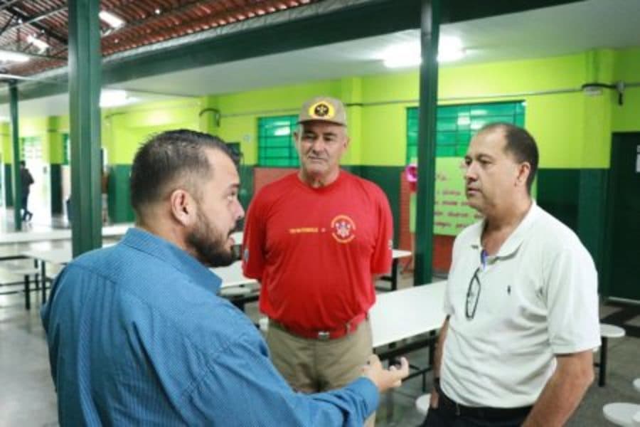 Robert encaminha pedido para que Estado mantenha Escolas Cívico-Militares