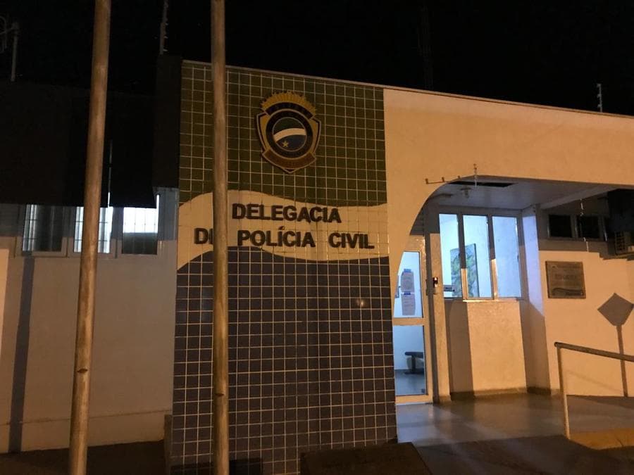 Ladrões com revólver tentam roubar carro em Sidrolândia, mas vítima foge