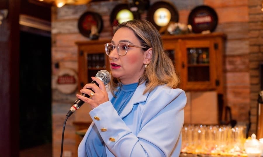 No hospital, evento de conscientização contra o câncer de mama terá palestra de Tássia Brito