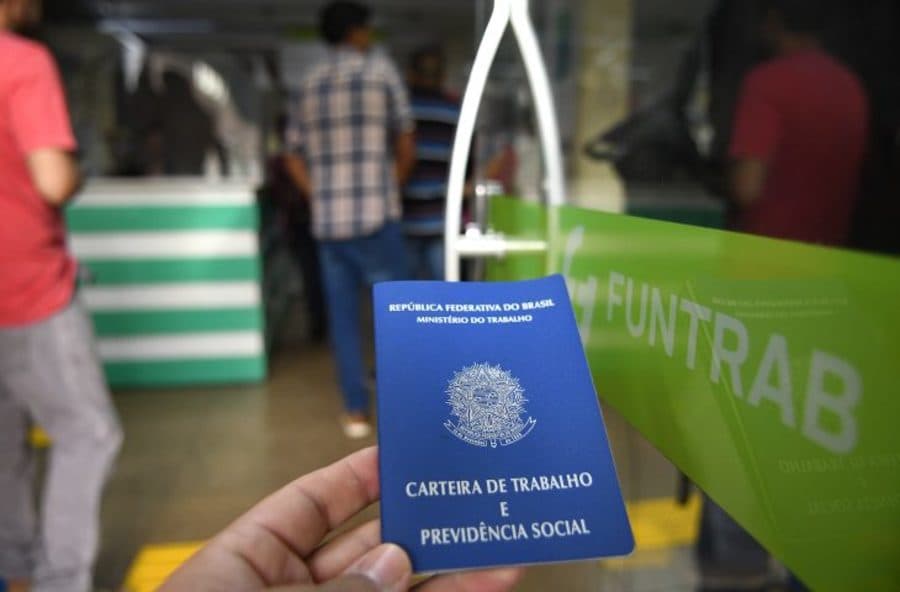 Novembro começa com 4,8 mil vagas de emprego em MS