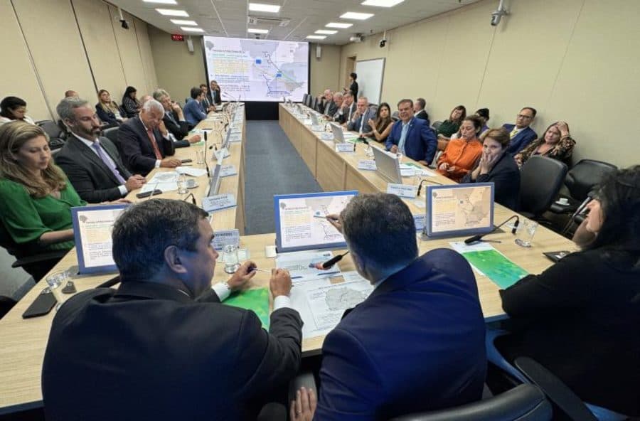 Agenda em Brasília: governador discute investimentos ao Estado