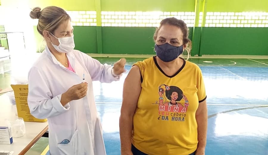 Em Maracaju, campanha de vacinação contra a Covid-19 continua nesta quinta-feira