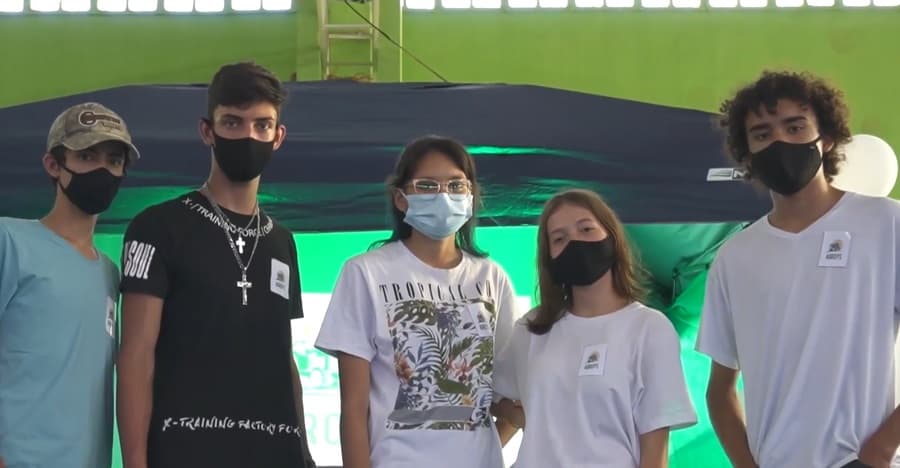 Estudantes criam startup com aplicativo para clientes e fornecedores do agronegócio