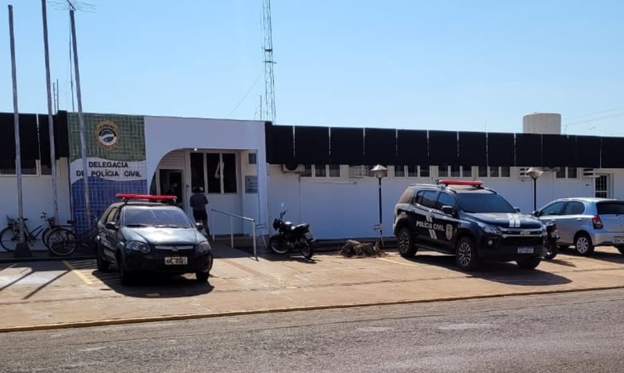 Meliante invade consultório de Psicologia no centro da cidade e furta notebook