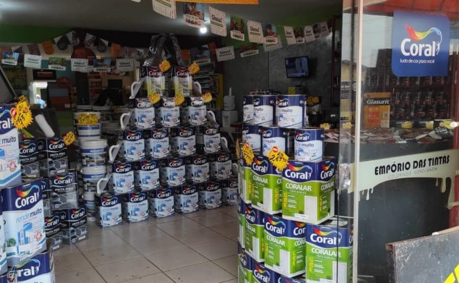 Empório das Tintas convida pintores para palestra gratuita da Coral nesta sexta-feira