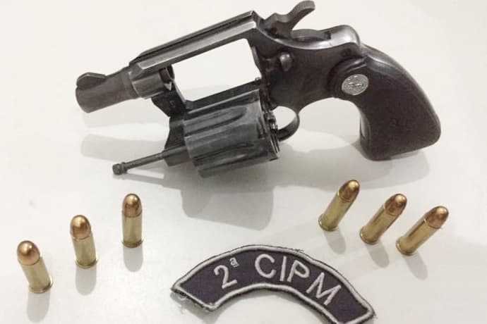 Polícia Militar apreende arma de fogo em ocorrência de briga familiar