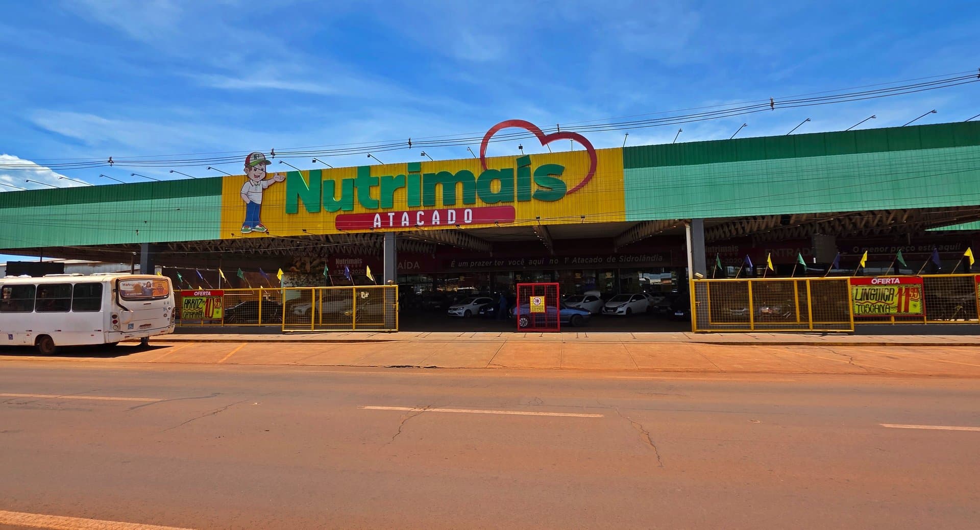 Com menor preço, Nutrimais vence licitação da prefeitura para gêneros alimentícios da merenda escolar