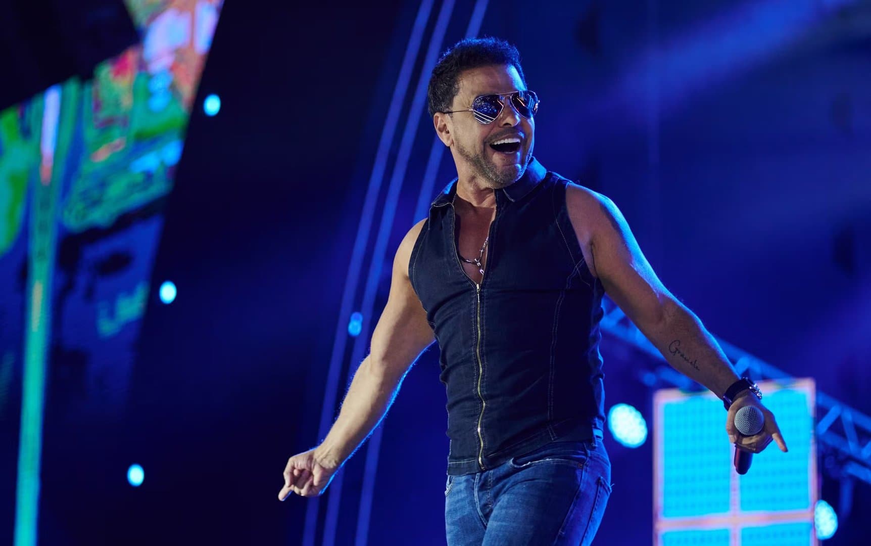 Zezé Di Camargo fará show com entrada franca na abertura da Expogrande 2026