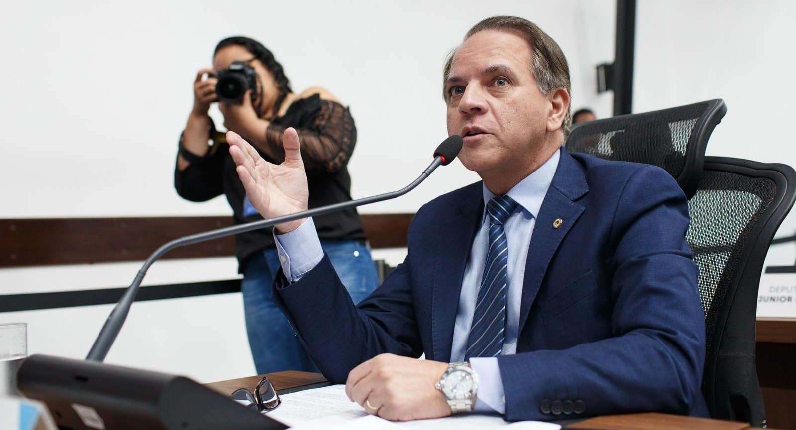 Prisão e dignidade: Coronel David aciona OAB Nacional para monitorar garantias de Bolsonaro