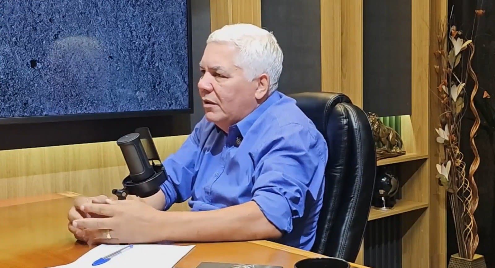 Natalino nega boatos de que sairia da prefeitura e diz que não confirmou pré-candidatura