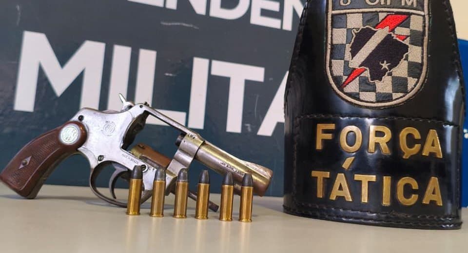 Motorista é flagrado com revólver calibre .32 durante bloqueio policial na MS-162