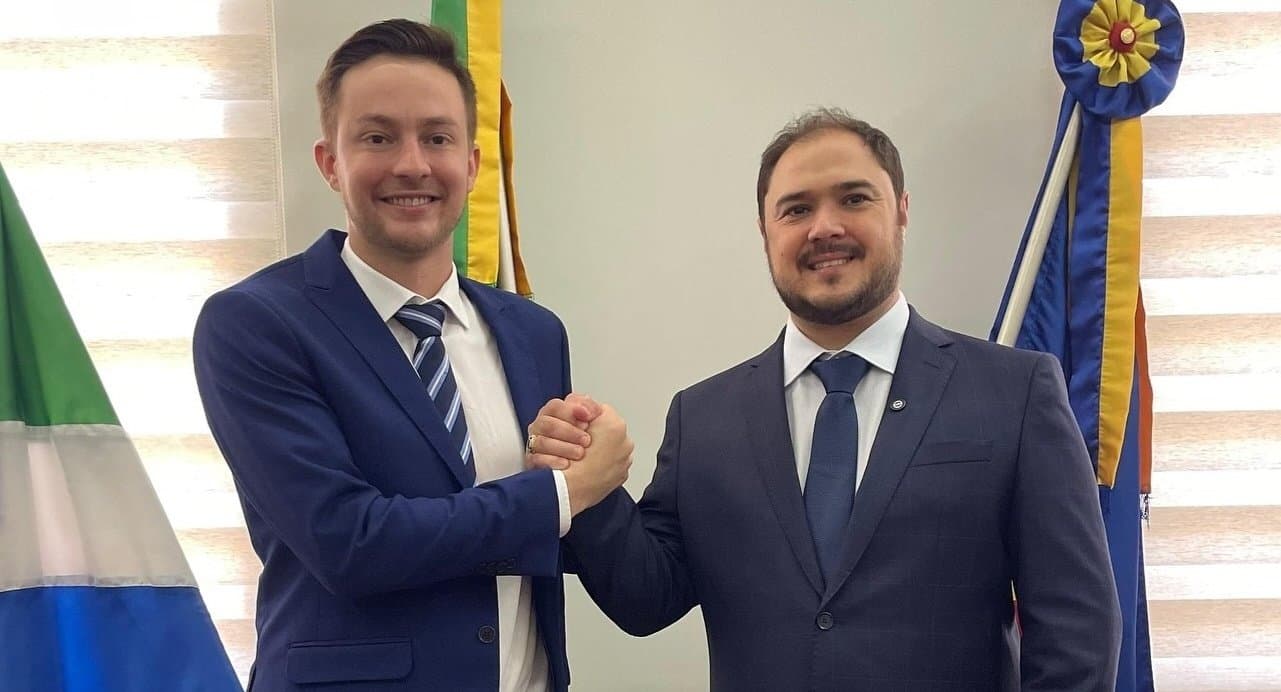 Prefeito em exercício sanciona lei que garante quase R$ 140 milhões em obras para Rio Brilhante
