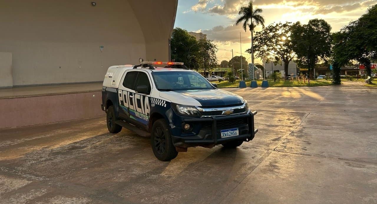 Homem é preso por importunação sexual e ato obsceno na Praça Central de Maracaju