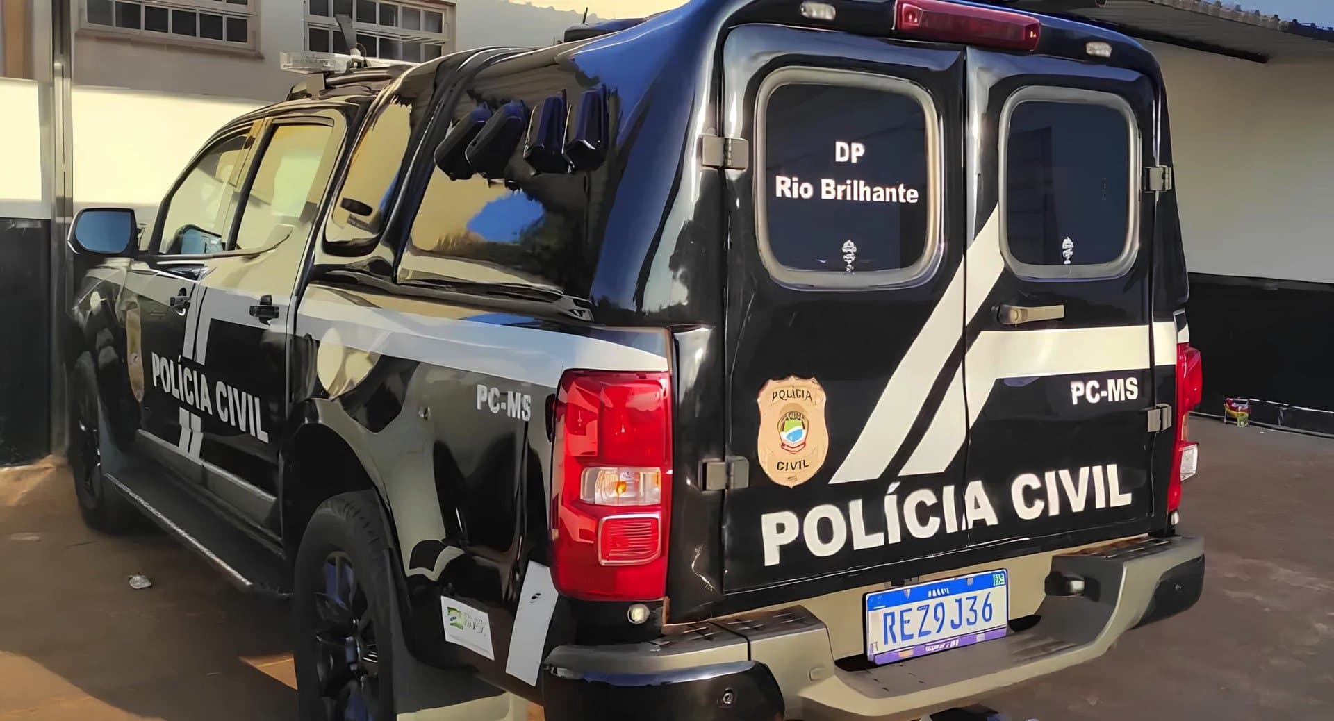 Carro é atingido por disparo em Rio Brilhante e Polícia Civil apura possível ligação com guerra entre facções