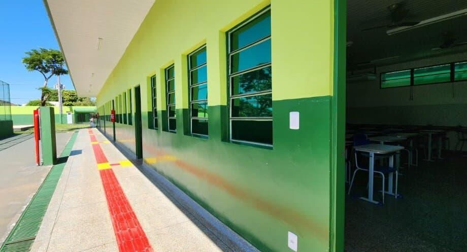 Governo de MS proíbe comércio nas escolas estaduais e endurece regras de acesso às unidades de ensino