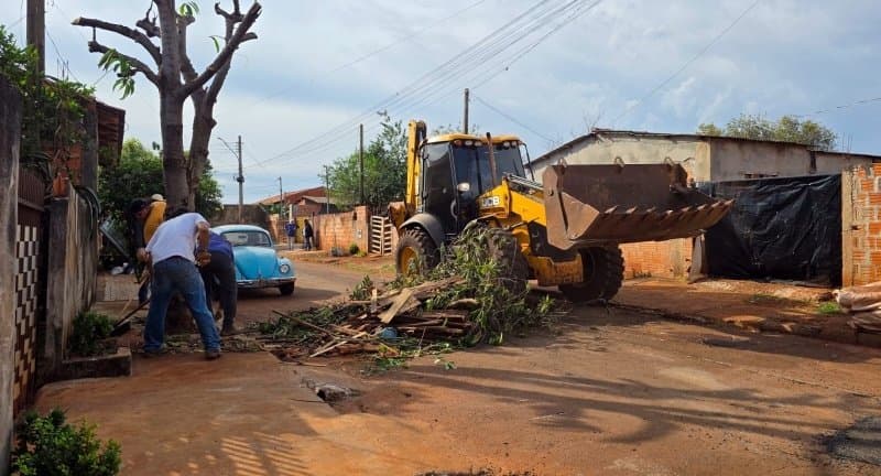 Prefeitura de Maracaju reforça campanha “Calçadas Limpas” e alerta para descarte irregular de resíduos