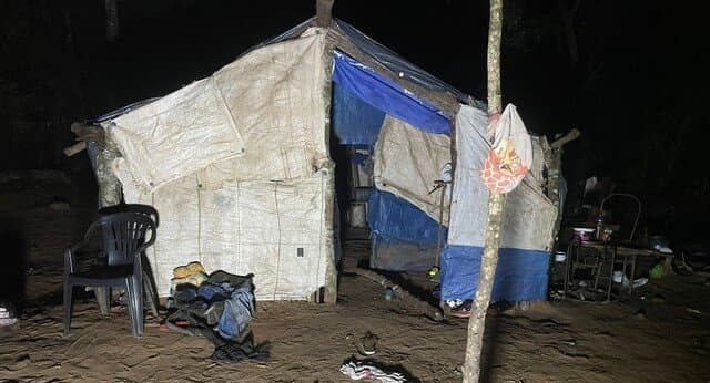 Ataque com foice deixa bebê morto e mãe gravemente ferida na fronteira de MS