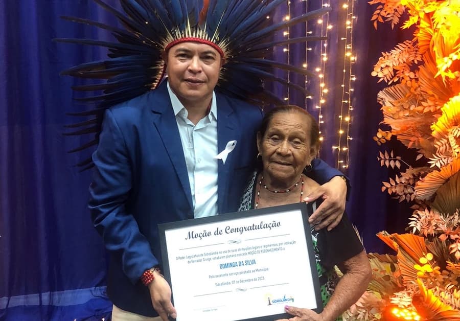 Câmara homenageia destaques locais em cerimônia de Moções de Congratulação