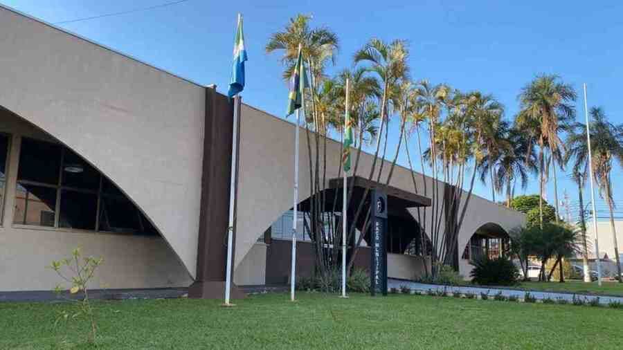 Com fim do recesso, prefeitura retorna atendimento em todas as repartições