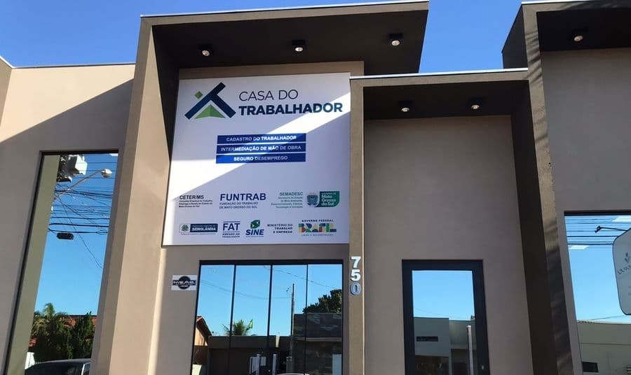 Anunciadas vagas para 30 funções em diversas áreas de trabalho em Sidrolândia