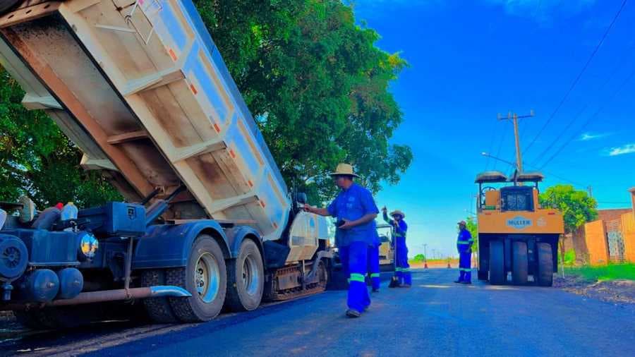 Obra de asfalto no Bairro Campina Ipacaray entra na reta final