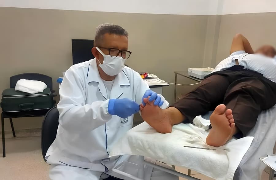 Equipe da Spazen contará com profissional especialista em podologia e reflexologia podal