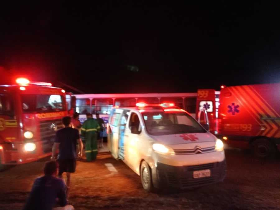 Motorista de ônibus que colidiu contra caminhão em Maracaju, morre no Hospital